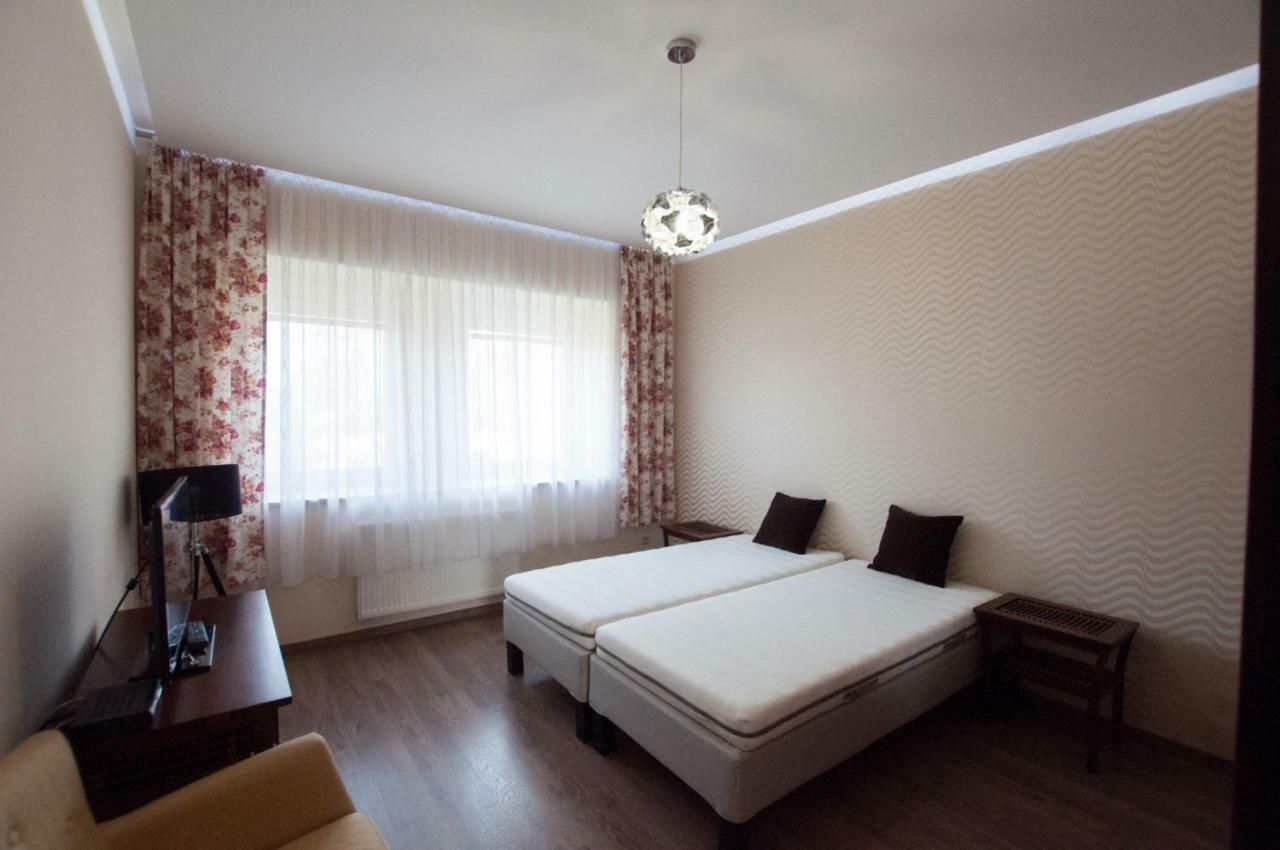 Prestige Apartment Komárno Esterno foto