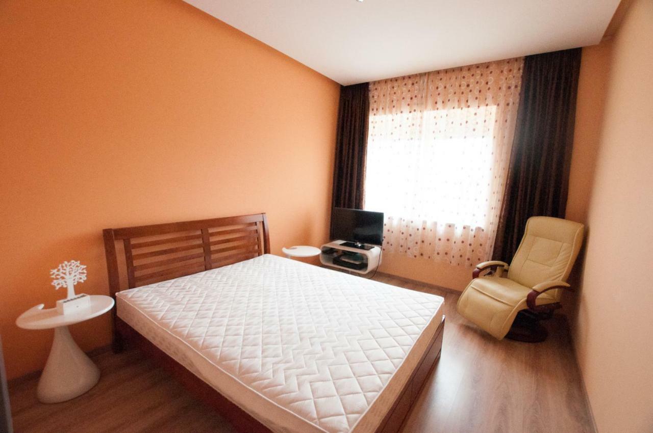 Prestige Apartment Komárno Esterno foto